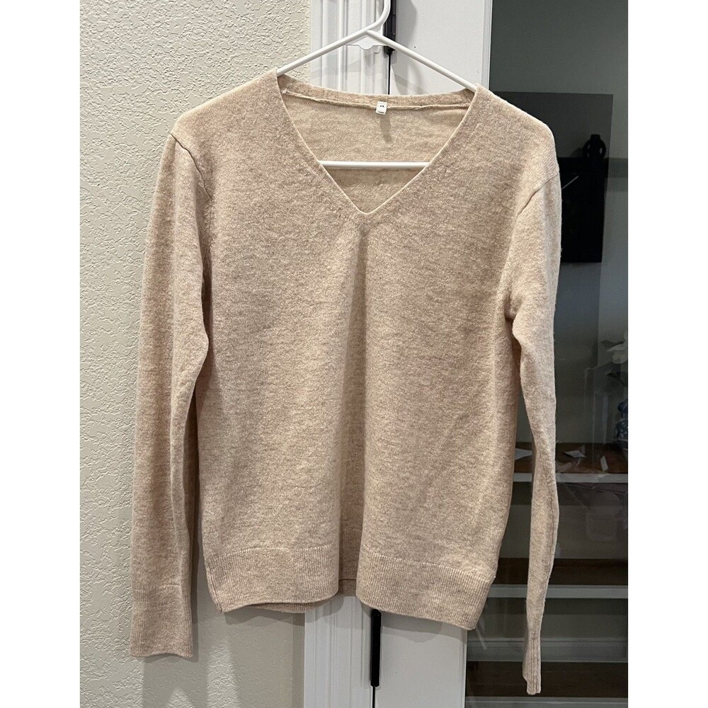 MUJI Women’s M 50% Yak 50% Wool V Neck Sweater Oatmeal Beige Knit Quiet Luxury